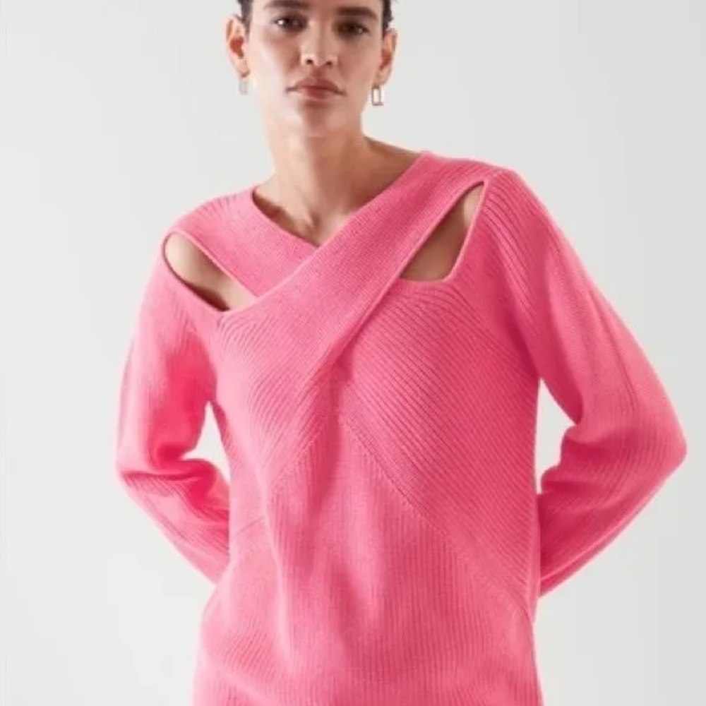 COS cut out sweater/ Hot Pink/ Size xs